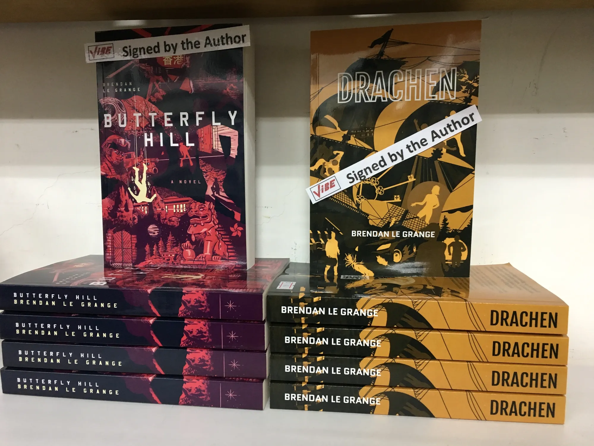 Butterfly Hill & Drachen by Brendan Le Grange