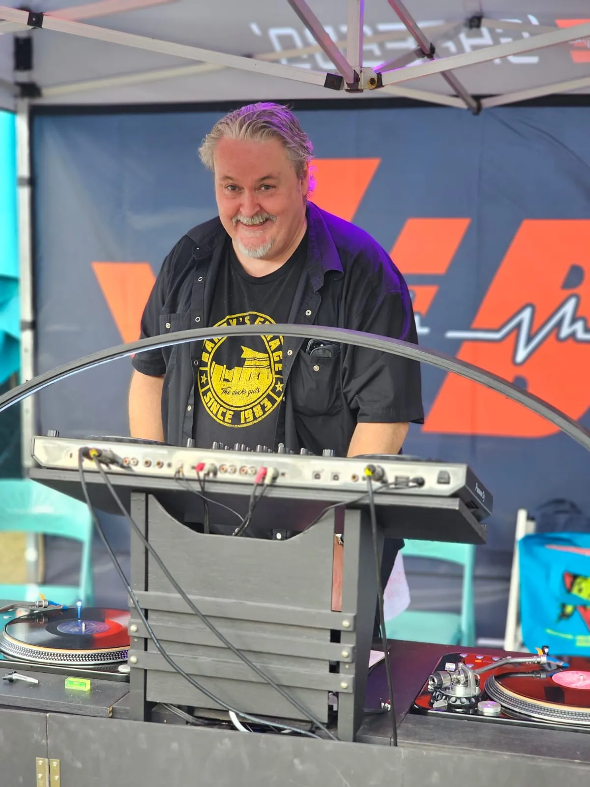 Jarrod at the decks in the VIBE Alive tent